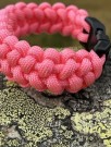 Rosa flettet armbånd thumbnail